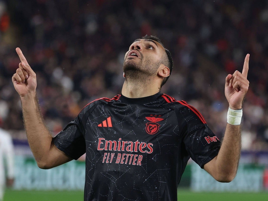 赛后突围战来临；萨克拉门托国王围绕欧联强势反弹；态度坚定；赛程密集仍需轮换(达拉斯独行侠vs萨克拉门托国王)