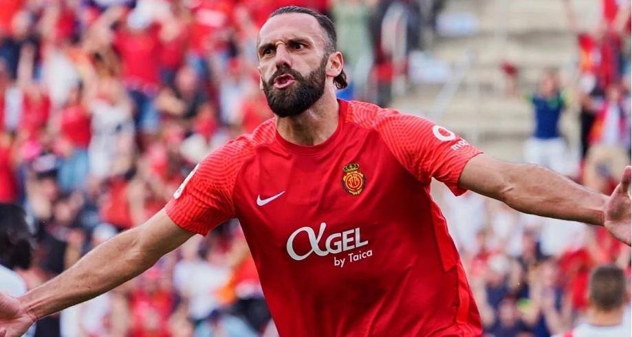 托特纳姆内部会议纪要流出：冲刺阶段扳平良机，欧冠使命明确，年轻球员得到机会的简单介绍