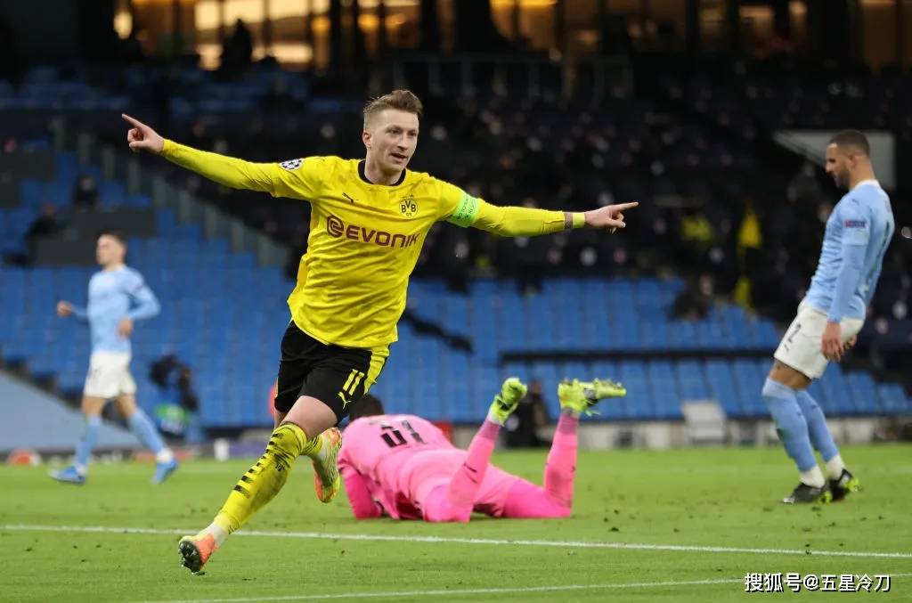 曼城迎德甲关键赛；关键时刻防线松动；媒体盛赞；医务组通报恢复 