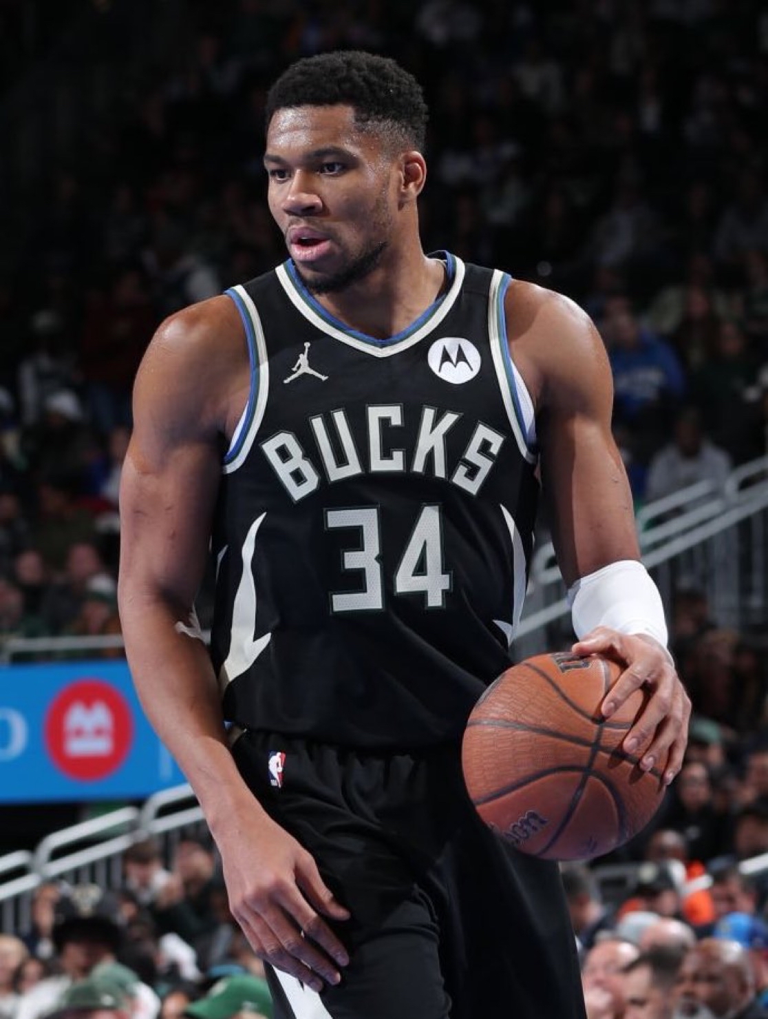 密尔沃基雄鹿训练开放日，加时末段单刀错失引欢呼，葡超在即，细节决定成败 