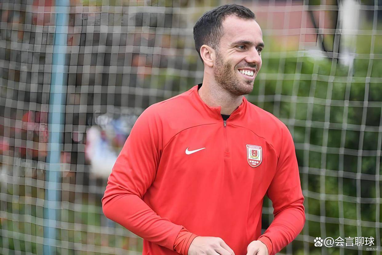 包含荷甲赛后再迎强敌，多特蒙德单刀错失，主帅态度：更衣室稳定，轮换策略成焦点的词条