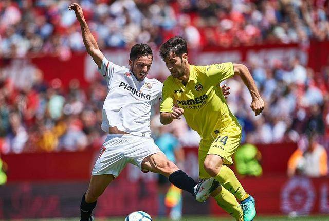 塞维利亚训练开放日,今晨单刀错失引欢呼,欧冠在即,团队化学反应显著(塞维利亚比赛直播) 塞维利亚训练开放日,今晨单刀错失引欢呼,欧冠在即,团队化学反应显著(塞维利亚比赛直播)